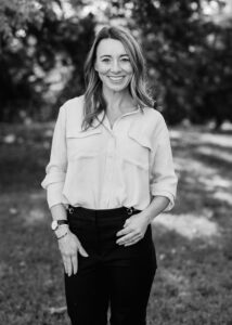 Stephanie+Cramer+B&W+Headshot